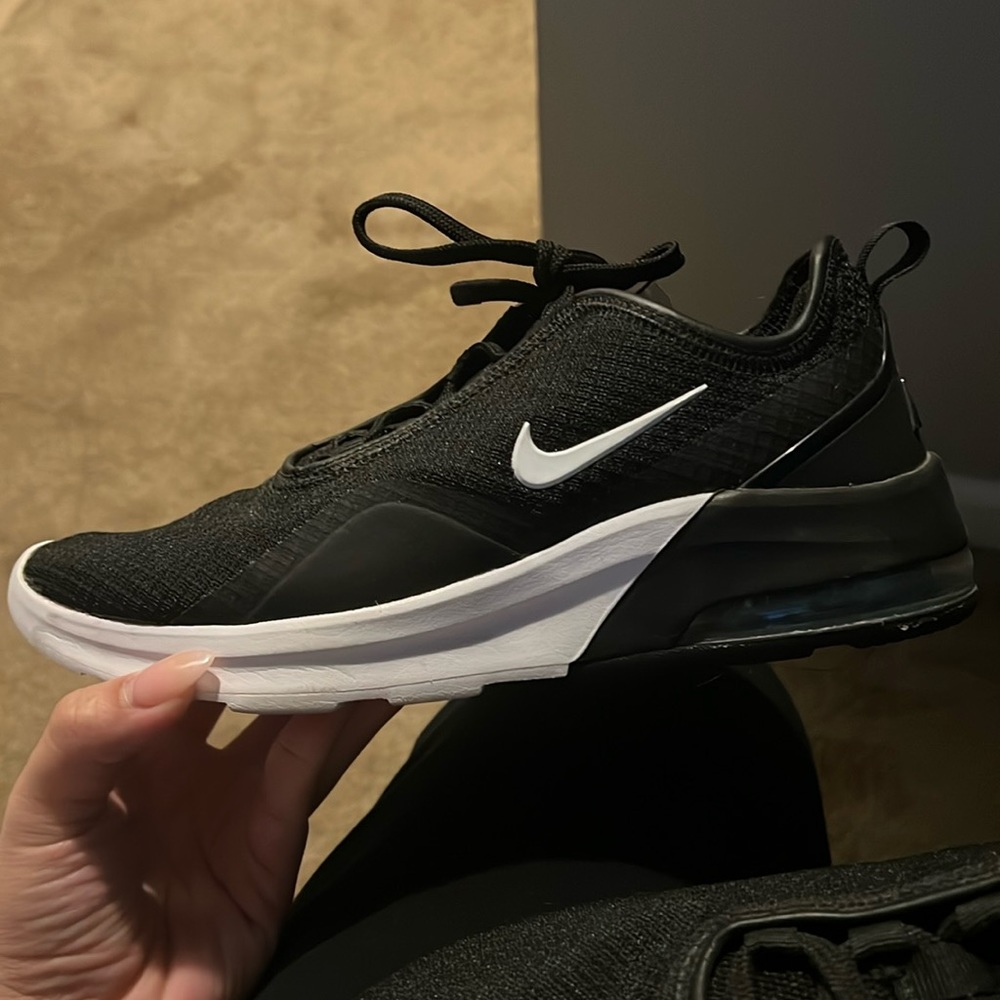 Nike Air Workout Shoes